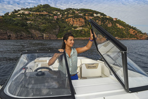 Bayliner VR5 Cuddy med Mercruiser sterndrive