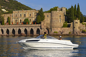 Bayliner VR5 Cuddy med Mercruiser sterndrive