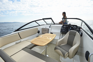 Bayliner VR5 Cuddy med Mercruiser sterndrive